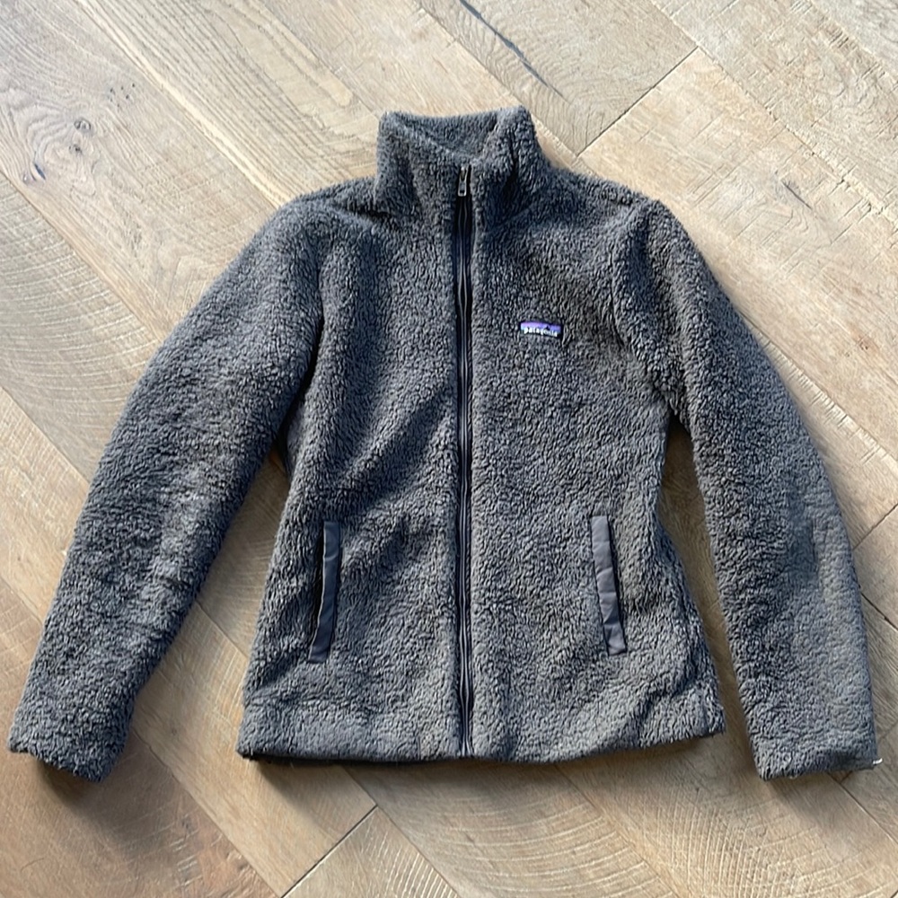 Patagonia grey full zip sweatshirt/ jacket - size small